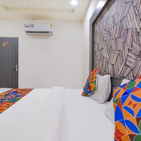 Fabexpress Pearl Villa Ahmedabad Exterior photo